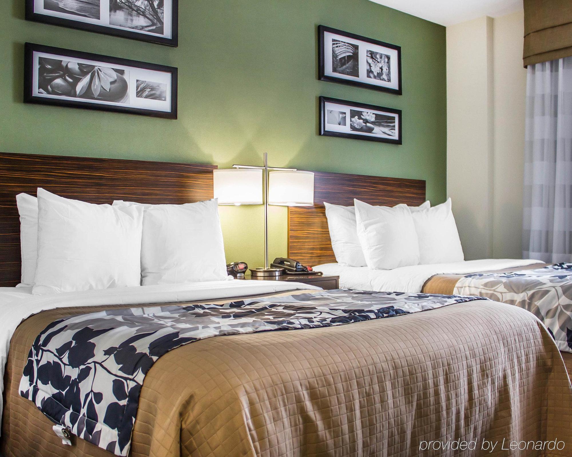 Days Inn By Wyndham Brooklyn Borough Park New York Bagian luar foto