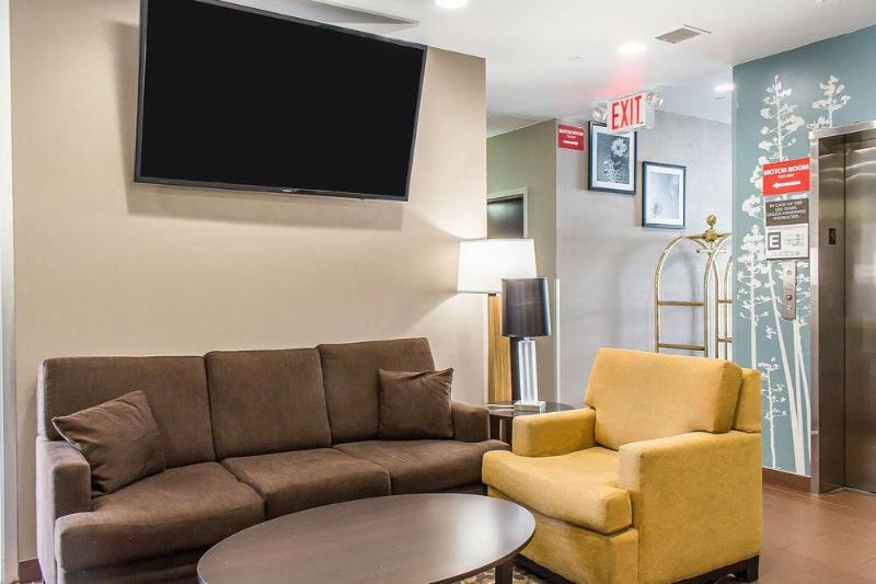 Days Inn By Wyndham Brooklyn Borough Park New York Bagian luar foto